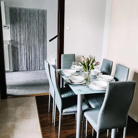 Family Garden & Sauna Apartment *